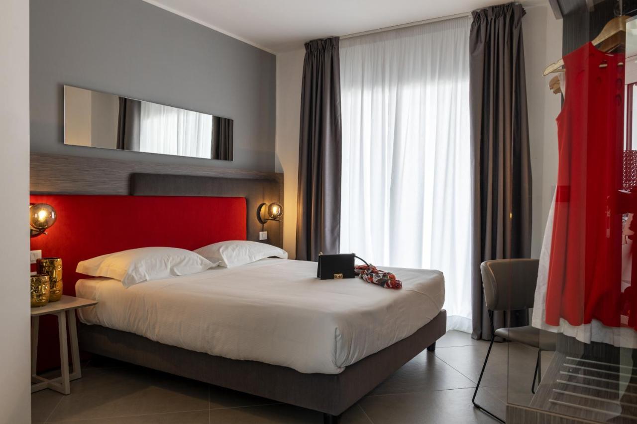 Resort La Battigia Beach & Spa 阿尔卡莫马里纳 外观 照片